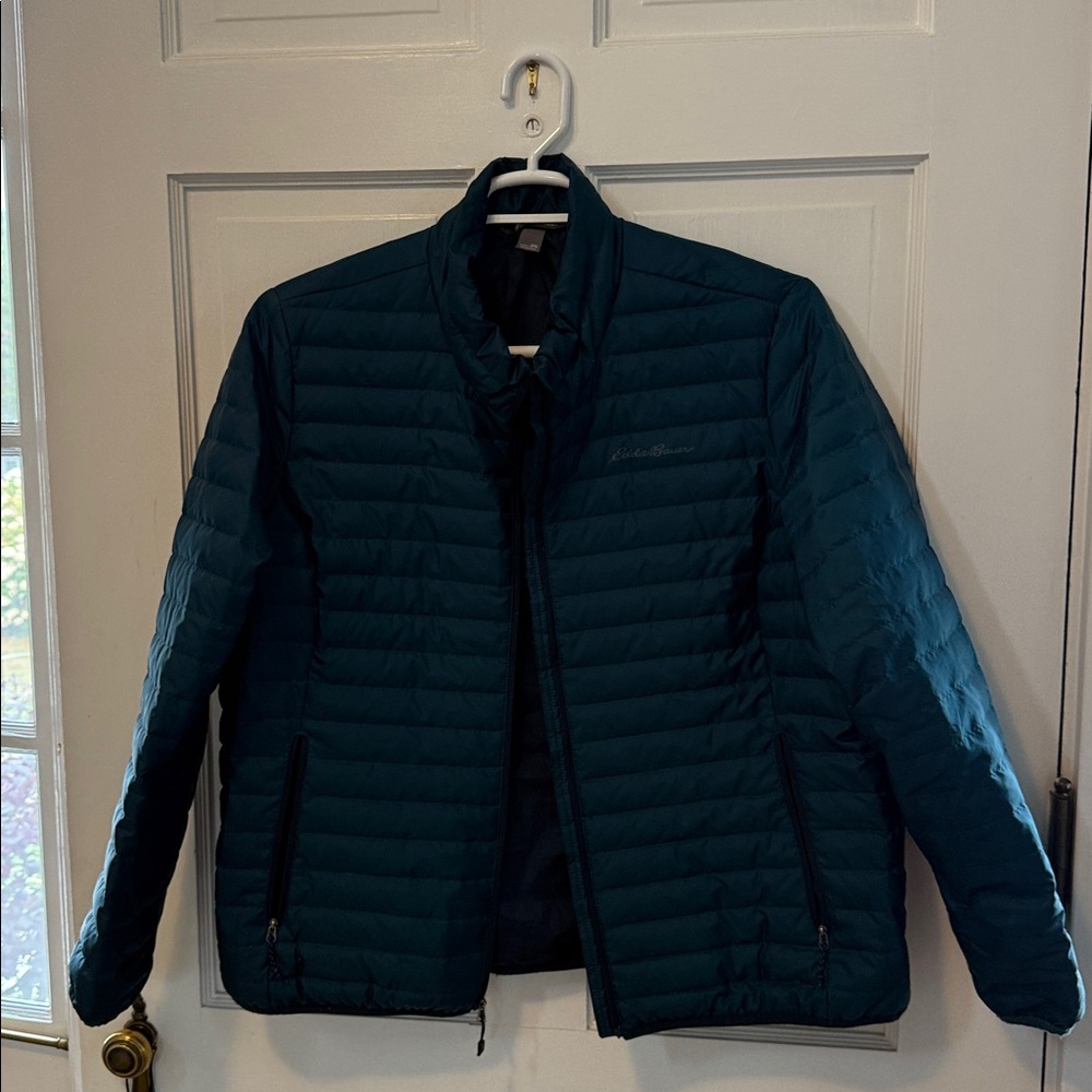 Women’s Eddie Bauer packable winter coat EB650